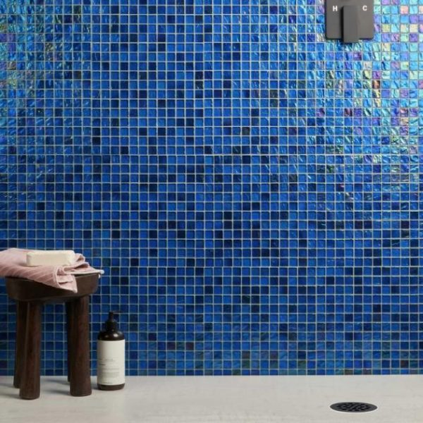 Bathroom | 1 sq. ft. Splash Lagoon Blue 1×1 Polished Glass Mosaic Tile Lagoon Bathroom Bathroom