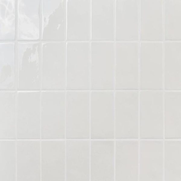 Pool Tiles | 1 sq. ft. Nabi Glass Glacier White White 4.5×9 Subway Polished Glass Tile Blanco White Backsplash & Kitchen Backsplash & Kitchen