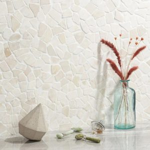 Shower | 1 sq. ft. Nature Tumbled Lovina White Pebble Honed Mosaic Tile Lovina White Shower Lovina White